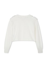 Sweater blanc court à manches longues, présentant des accents texturés sur les épaules et un décolleté rond. Matériau en tricot doux.