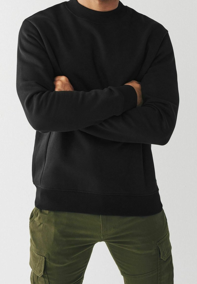 Next Sudadera - black