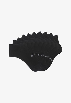 Schwarze Knöchelsocken, Mischgewebe aus Baumwolle, gerippte Textur, verstärkte Ferse, im Set von zehn, mit kleinen grauen geometrischen Mustern in der Nähe der Zehen.