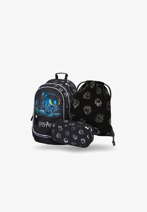 Baagl 3 SET ERGONOMISCHE - Turistický batoh - schwarz