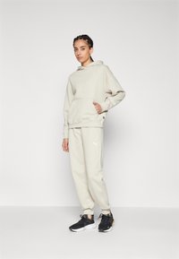 Puma LOUNGEWEAR TRACKSUIT SET - Tracksuit - desert dust