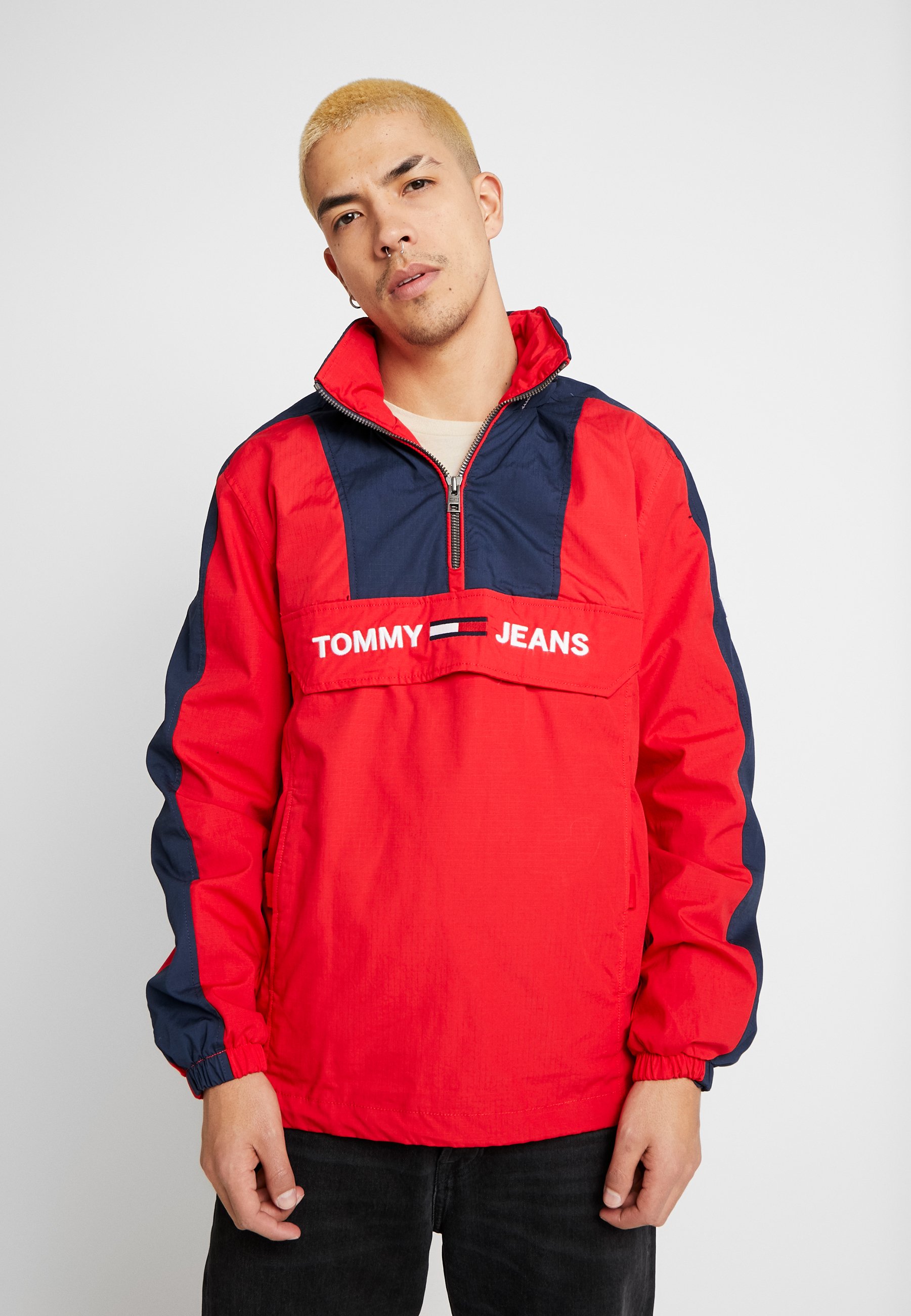 tommy jeans pop over jacket