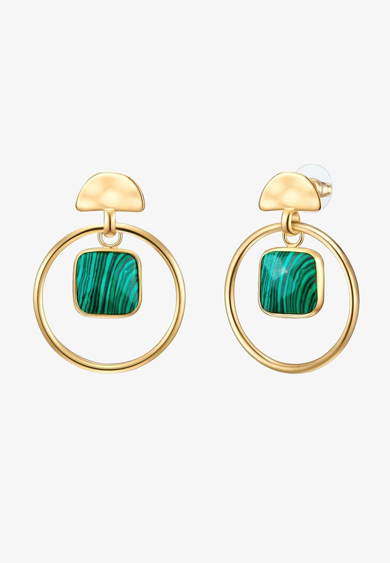 Zeltaini metāla auskari, kuriem ir apaļs gredzens un kvadrātveida malačīta akmens, raksturots ar zaļām svītrām un gludu tekstūru.