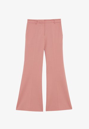 Pantaloni a zampa d'elefante in morbido tessuto rosa, con una silhouette sartoriale, tasche laterali visibili e una texture liscia con cuciture curate.