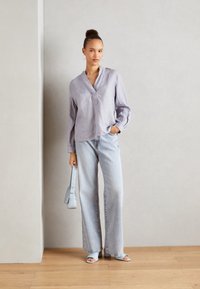 Marc O'Polo BLOUSE STAND UP COLLAR WITH V-NECK LONG SLEEVE - Tunika - nordic sea