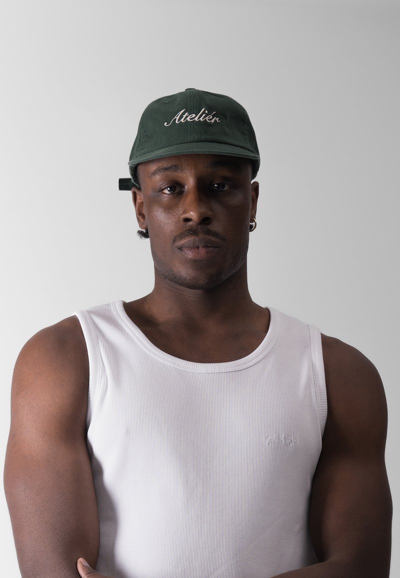 BLKVIS ATERLIER UNISEX Pet hunter green/donkergroen Zalando.be