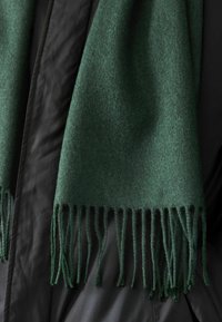 Next REGULAR FIT - Sál - emerald green