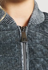 Guess Jeansjacka - black