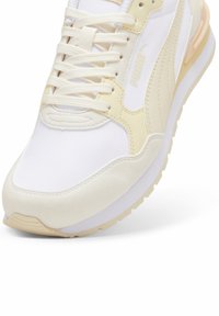 Puma Sportcipő - white alpine snow frosted ivory creamy vanilla