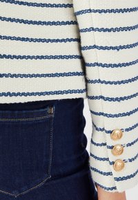 Damart Cardigan - ecru rayé