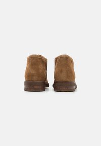 Billi Bi Casual lace-ups - camel