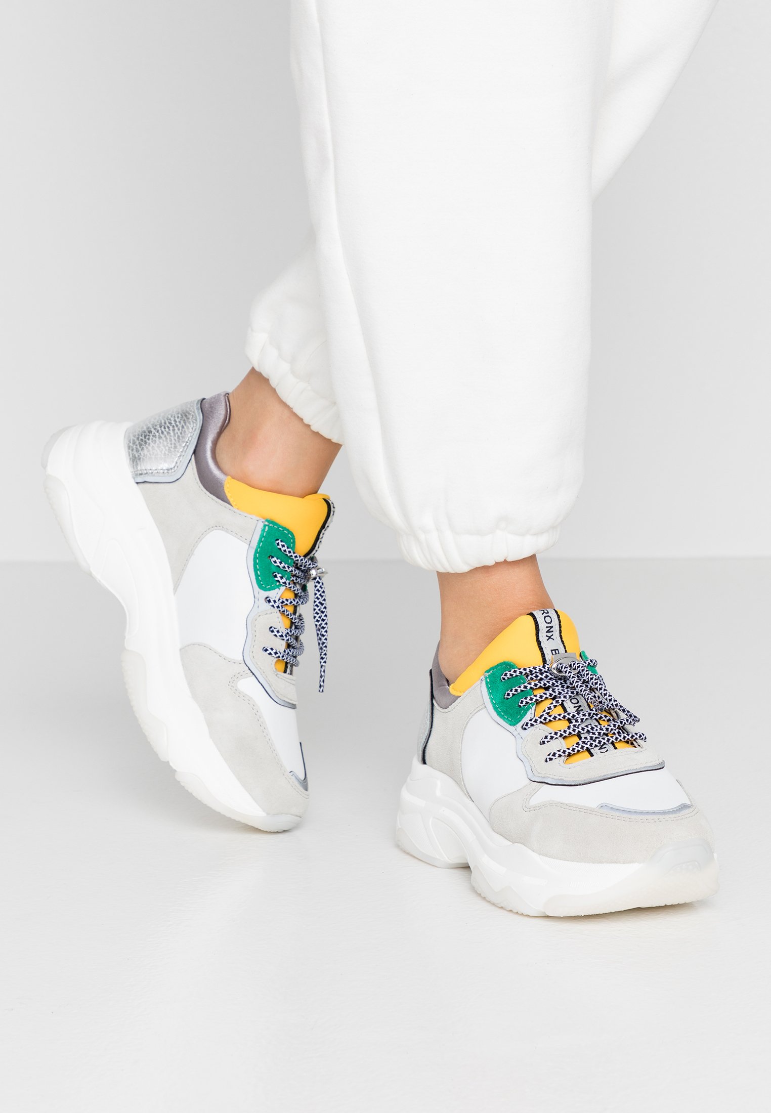Bronx BAISLEY Joggesko whiteyellowsilverhvit Zalando.no Bronx BAISLEY Joggesko whiteyellowsilverhvit Zalando.no
