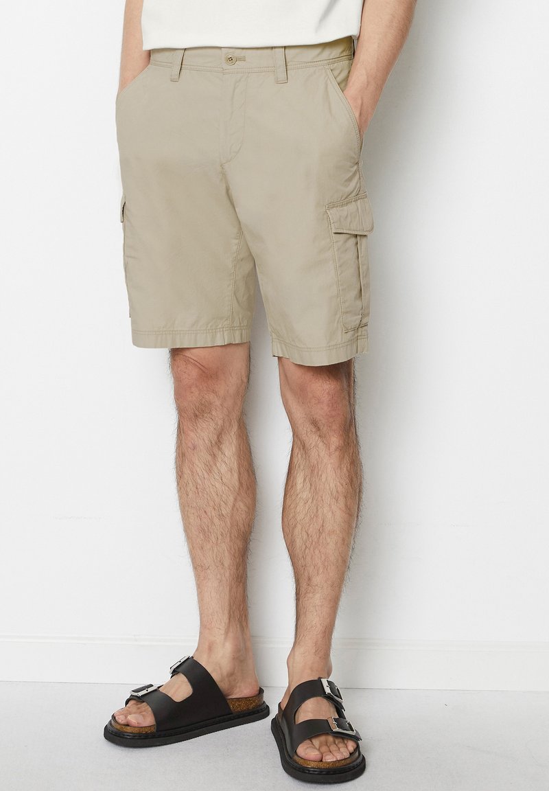 Marc O'Polo - RESO REGULAR FIT POCKET - Shorts - pure cashmere, Vergrößern