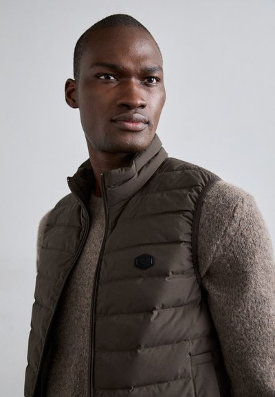 Emporio Armani DOWN WAISTCOAT - Väst - verde militare