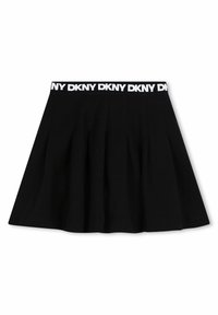 Gonna nera plissettata con fascia in vita elastica e logo "DKNY" bianco. Realizzata in tessuto morbido, design semplice, senza ulteriori motivi.