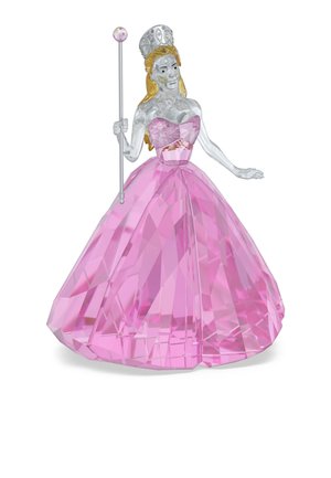 Kryształowa figurka księżniczki w różowej sukni o fasetowanym wzorze, z tiarą i trzymającej berło zakończone kryształem.