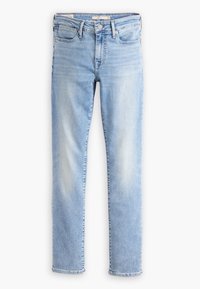 Svetle modré džínové kalhoty s rovnými nohavicemi, které mají zapínání na knoflík a zip, pět kapes a minimální vybledlé detaily.