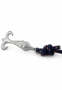 Akitsune Käevõru - silver navyblue white red