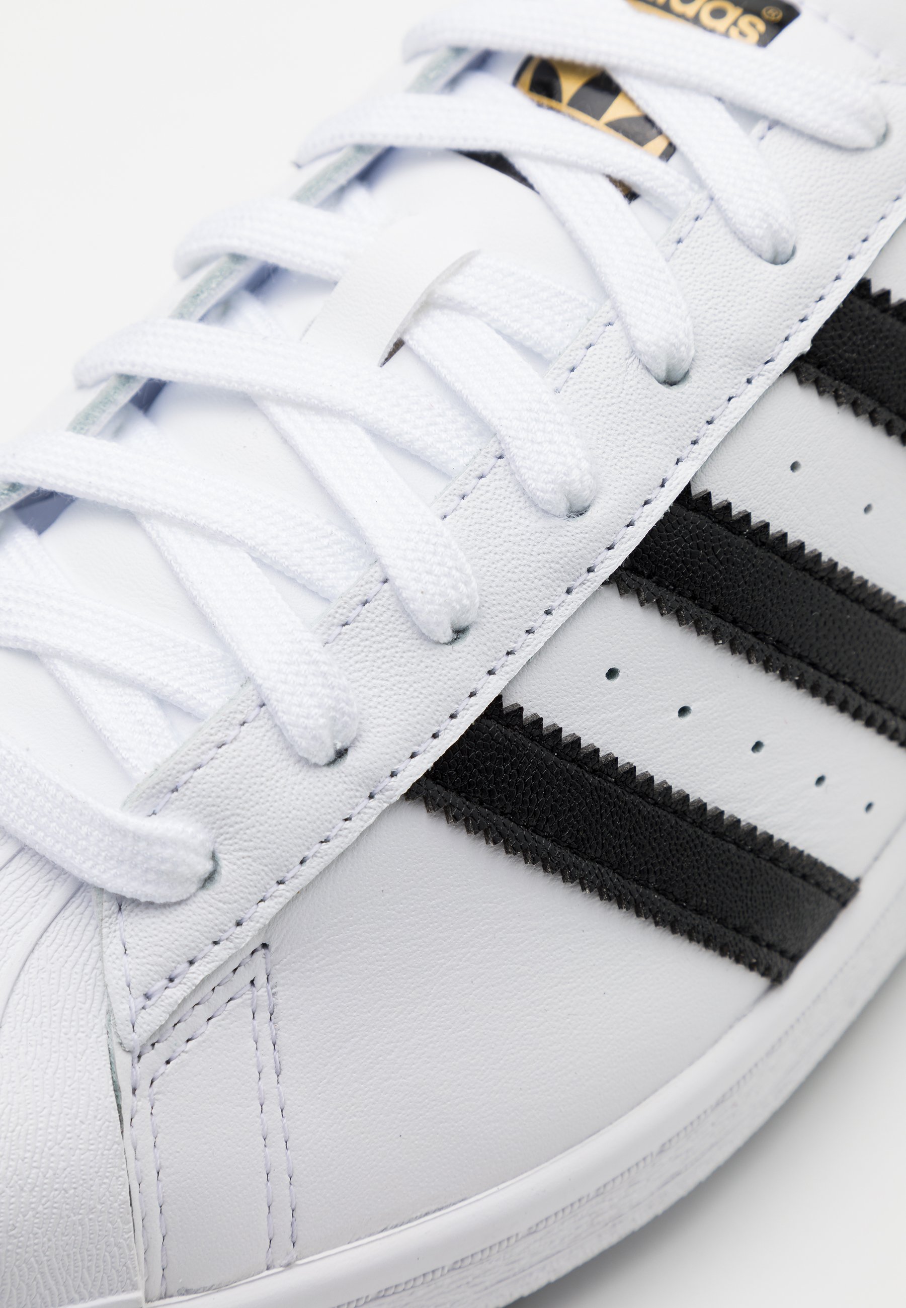 superstar adidas gold