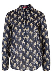 Chemise bleu marine à manches longues avec un motif guépard blanc et or, fermeture boutonnée, col avec revers, et coupe décontractée. Fabriquée en tissu léger.