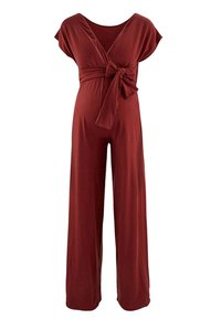 Rode jumpsuit met korte mouwen, diepe V-hals en een knoopdetail aan de voorkant bij de taille. Gemaakt van een zachte, rekbare stof voor comfort.