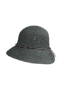 Grauer, gestrickter Cloche-Hut mit breiter Krempe, der mit einem geflochtenen Akzentband mit kleinen Metallperlen und strukturiertem Finish verziert ist.