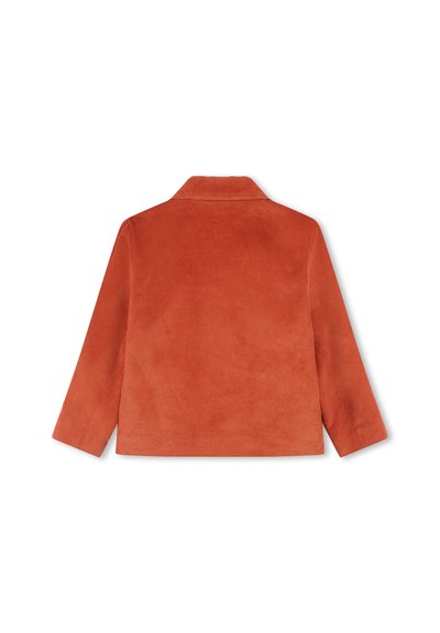 Veste en velours côtelé orange brûlé, avec un col, des manches longues et un motif en relief texturé pour plus de profondeur.