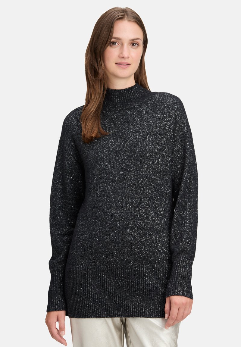 Pull noir à manches longues avec un col montant ; fabriqué dans un matériau scintillant. Ourlet et poignets côtelés ; coupe décontractée avec un léger éclat.