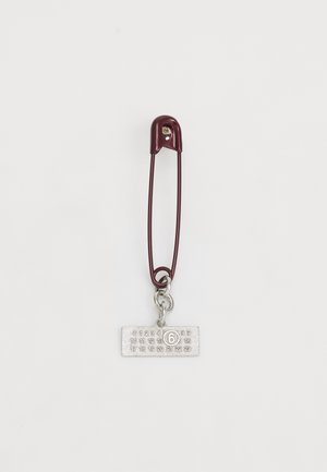 Single earring - red