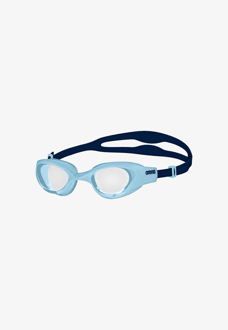 Aqua blauwe zwembril met transparante lenzen, een zacht siliconen frame, een verstelbare marineblauwe band en getextureerde zijaccenten voor grip.