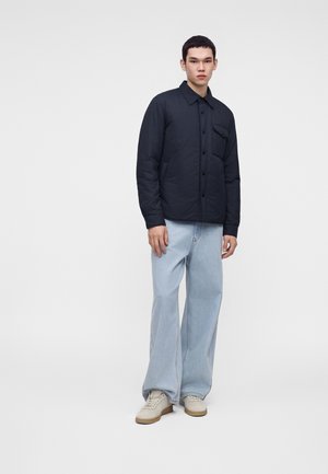GANT, ULTRA LIGHT PADDED OVERSHIRT - Леко яке - evening blue