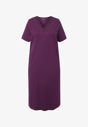 Fioletowa bawełniana sukienka t-shirtowa z krótkim rękawem, dekoltem w serek oraz haftowanymi detalami wzdłuż dekoltu. Gładka tekstura, luźny krój.