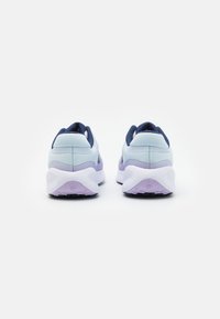 Nike Performance REVOLUTION 7 - Tenisice za cestovno trčanje - football grey/midnight navy/lilac bloom/lilac