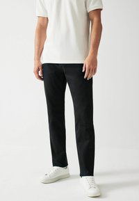 Next SLIM STRETCH 3 PACK - Hlače chino - black grey stone
