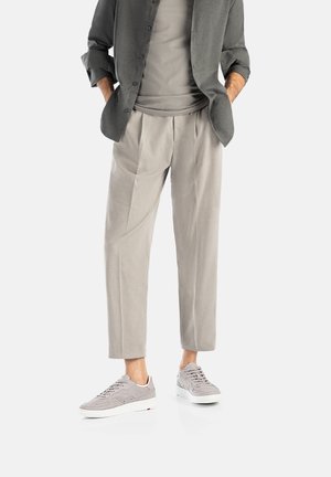 AQUILA - Trainers - grau