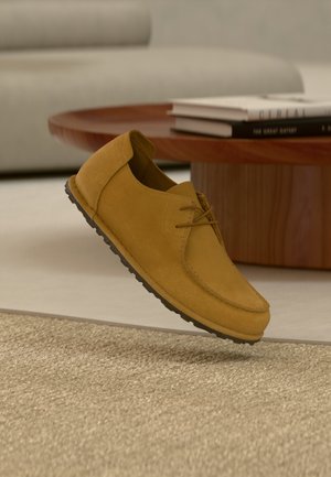 UTTI LACE NARROW UNISEX - Καθημερινά παπούτσια με κορδόνια - brown