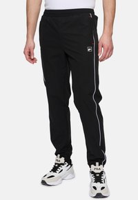 Fila LABOVE czarny