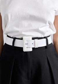 LA PETITE MERVEILLEUSE - Belt - white