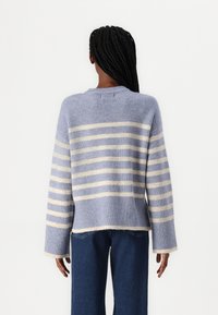 Pieces PCLINE O NECK - Pulover - faded denim