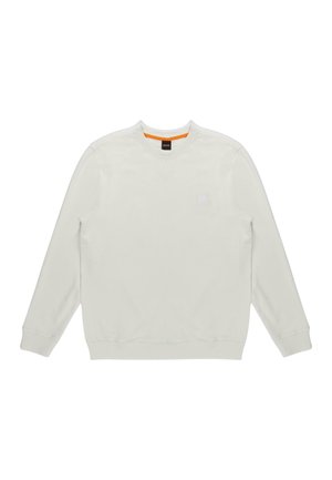 Sweat-shirt blanc à manches longues, encolure ronde, logo discret sur la poitrine et détail orange à l'intérieur du col. Texture lisse.