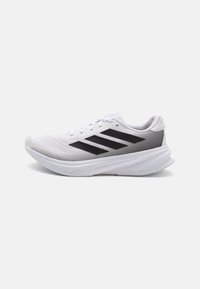 SUPERNOVA RISE 2 - Tekaški copati za cesto - footwear white/core black/crystal white