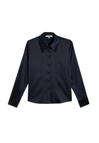 Camisa de satén azul marino con mangas largas, cuello puntiagudo y botón frontal completo. Textura suave con un corte holgado y un diseño minimalista.