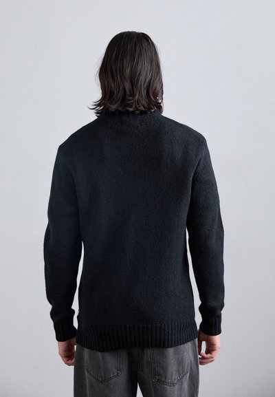 NN.07 Strickpullover - black