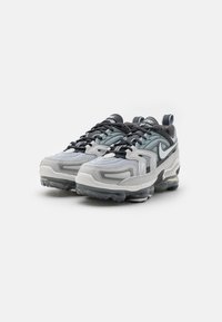 Nike Sportswear AIR VAPORMAX EVO - Sapatilhas - wolf grey/white/anthracite/dark grey