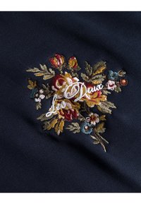 Thumbnail Image 4