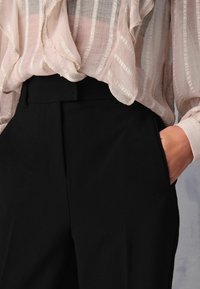 Next PETITE - Kelnės - black