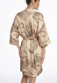 ESOTIQ LOVABLE piaskowy