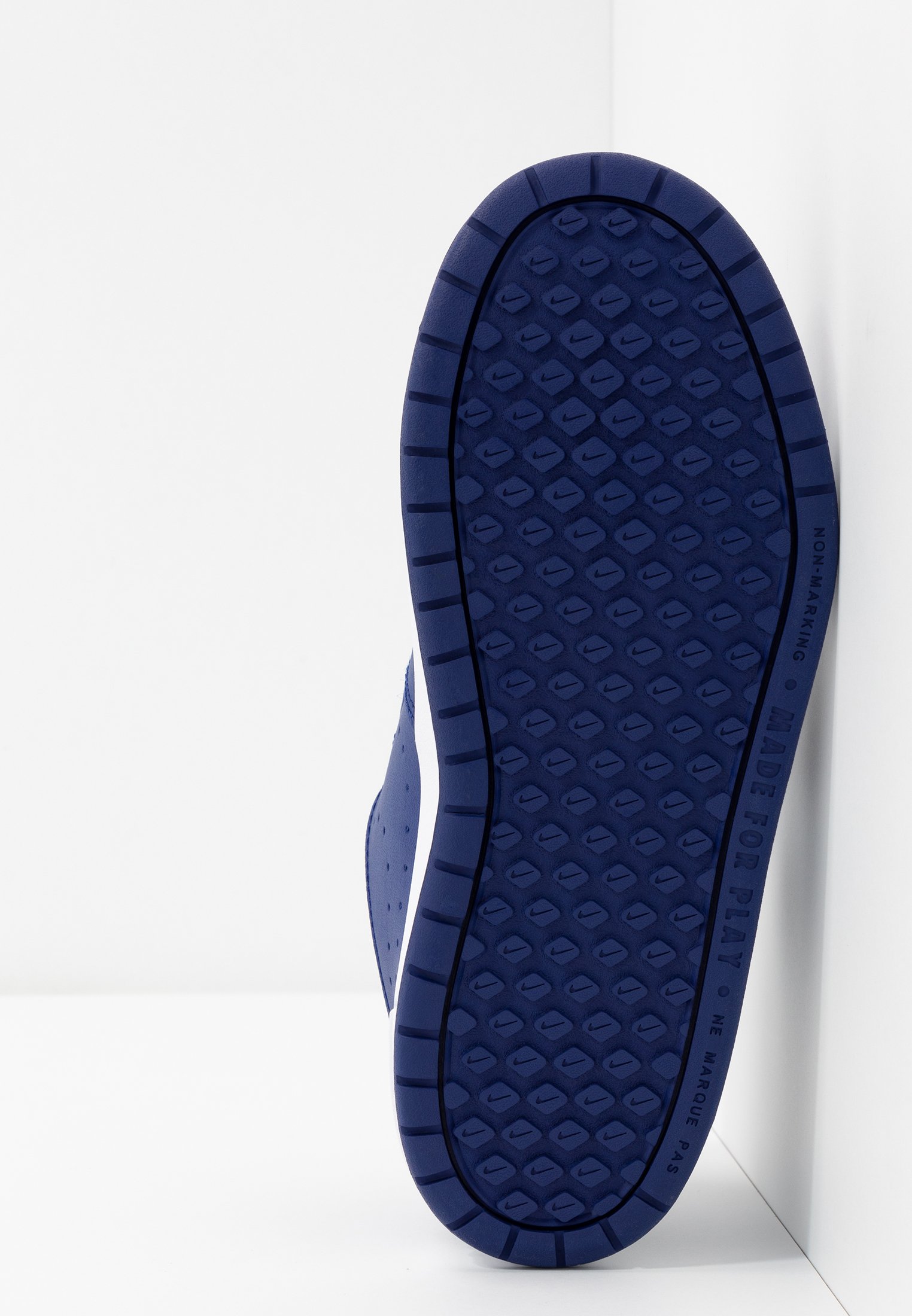 zalando nike pico 5