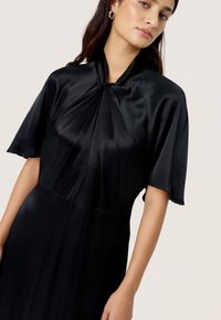 Soaked in Luxury Maxi dress - black