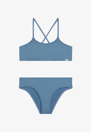Kék bikini szett, amely tartalmaz egy bralette fazonú felsőt keresztpántos részletekkel és hozzáillő alacsony derekú alsót, sima, rugalmas anyagból készült.